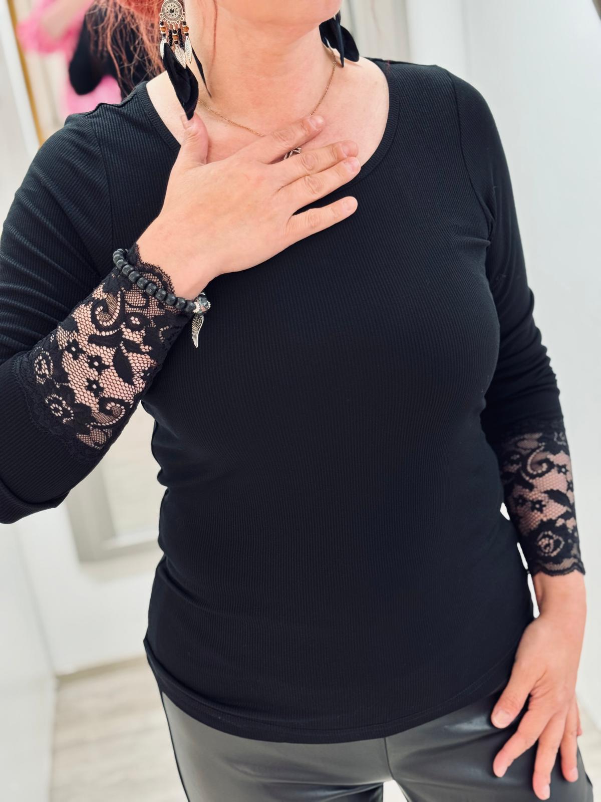 Pusero pitsihihoilla InFront S-XXL