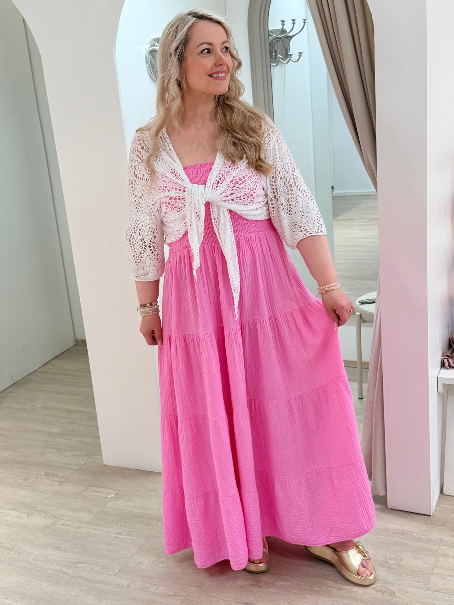 Mekko olkaimeton