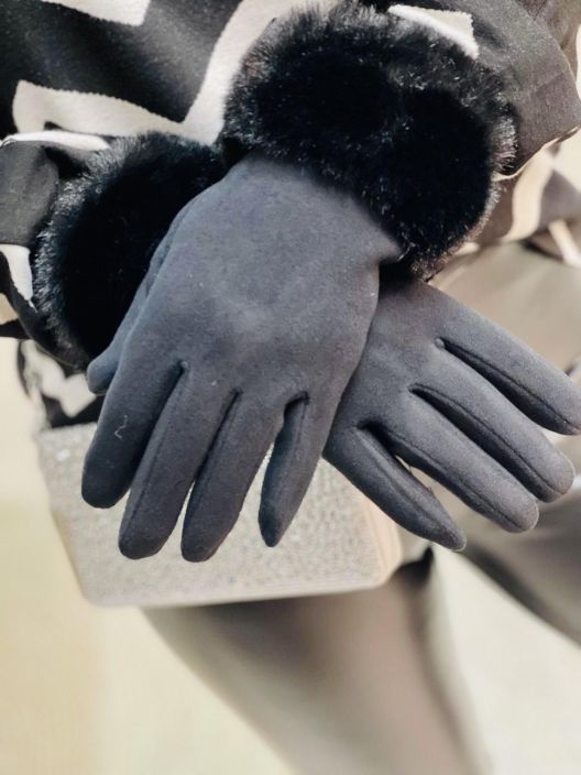 New Collection Kasineet Jane New Collection ihanan pehmeat ja lampimat kasineet. Kivaa ilmetta antaa keinoturkisreunat ja New Collection Kasineet Jane New Collection ihanan pehmeat ja lampimat kasineet. Kivaa ilmetta antaa keinoturkisreunat ja