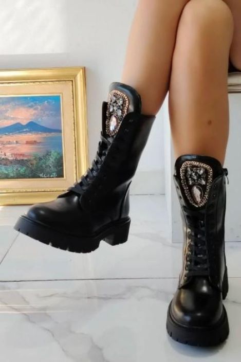 New Collection StrassiMaiharit 58126