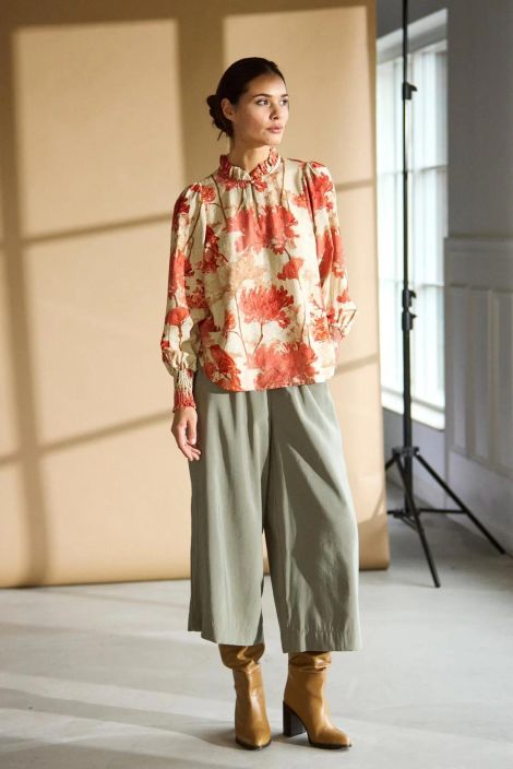 In Front Pusero Adel 16966 Coral Rose tuotekuva 11