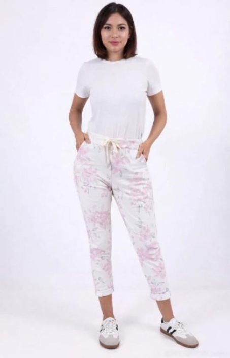 New Collection Joggerit Kukka 653 tuotekuva 13 New Collection Joggerit Kukka 653 tuotekuva 13