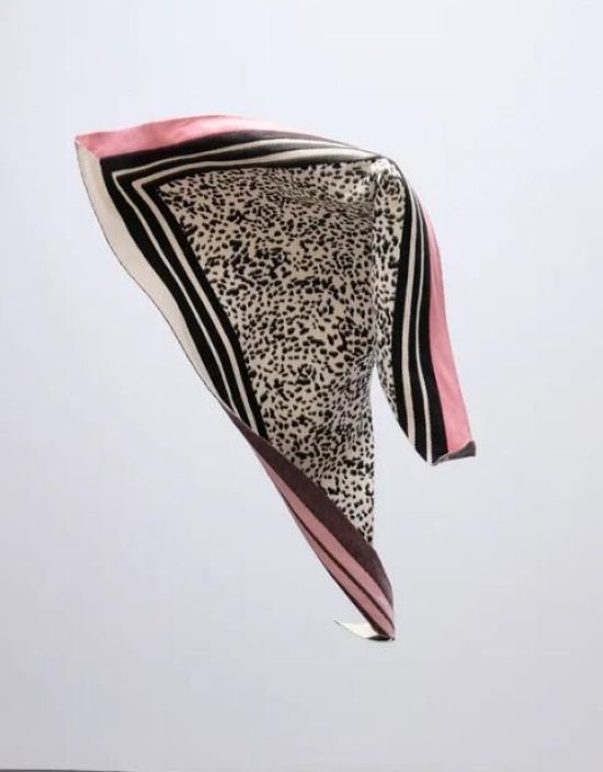 Street One Kolmiohuivi 572960 Leopardi tuotekuva 4 Street One Kolmiohuivi 572960 Leopardi tuotekuva 4