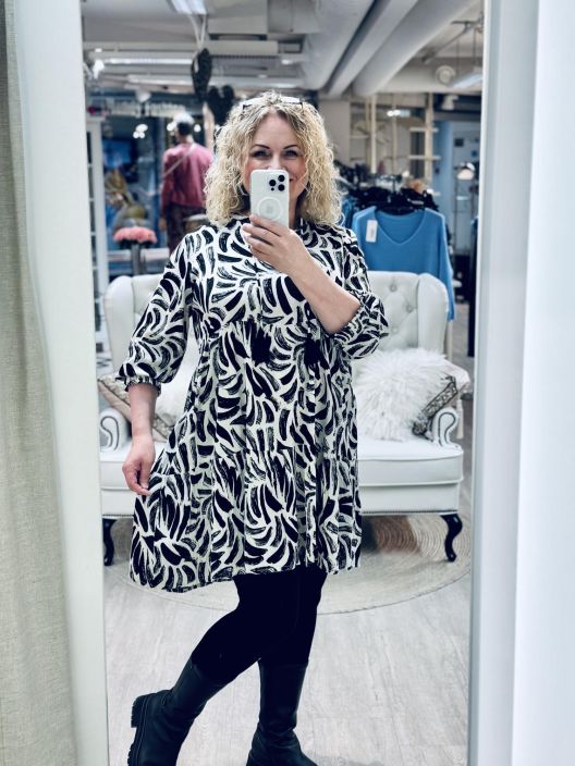 ZE-ZE Mekko/Tunika Anabella 550017 tuotekuva 7 ZE-ZE Mekko/Tunika Anabella 550017 tuotekuva 7