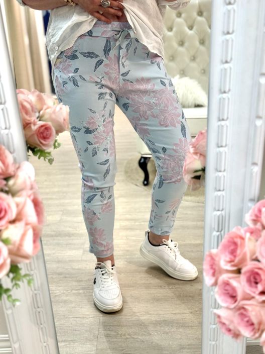 New Collection Joggerit Kukka 653 tuotekuva 5 New Collection Joggerit Kukka 653 tuotekuva 5