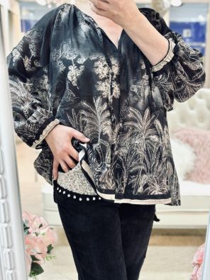 NEW COLLECTION New Collection Pusero Carla Viidakko 6862