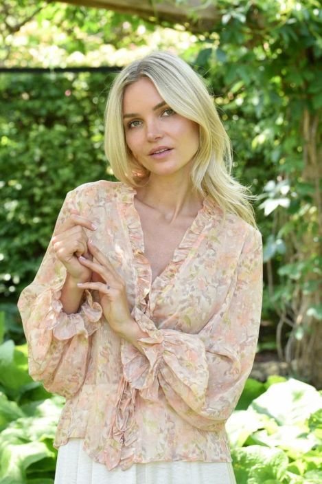 A-VIEW SifonkiJakku Flounce 4936 Sand-Peach A-VIEW SifonkiJakku Flounce 4936 Sand-Peach