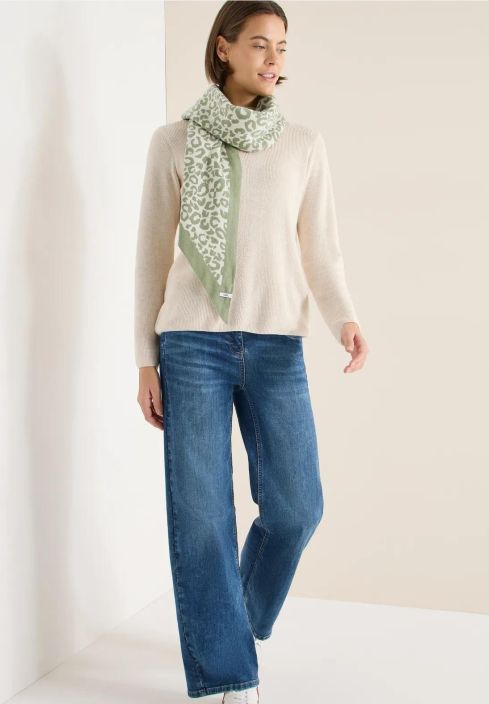 Cecil Kolmiohuivi Leo 572969 tuotekuva 6 Cecil Kolmiohuivi Leo 572969 tuotekuva 6