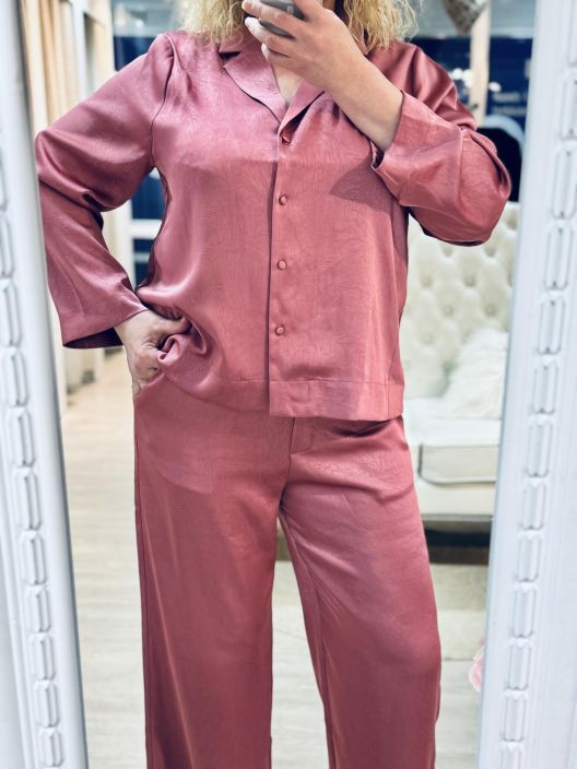 A-VIEW Satiinihousut Carole 8086 Old Rose tuotekuva 4 A-VIEW Satiinihousut Carole 8086 Old Rose tuotekuva 4