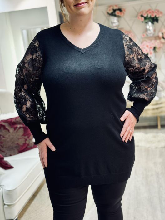 Zhenzi NeuleTunika Kogle 200995 Plusmerkilta Zhenzi upea neuletunika. Neulos on mukavan pehmeaa viskoosisekoitetta ja hihat