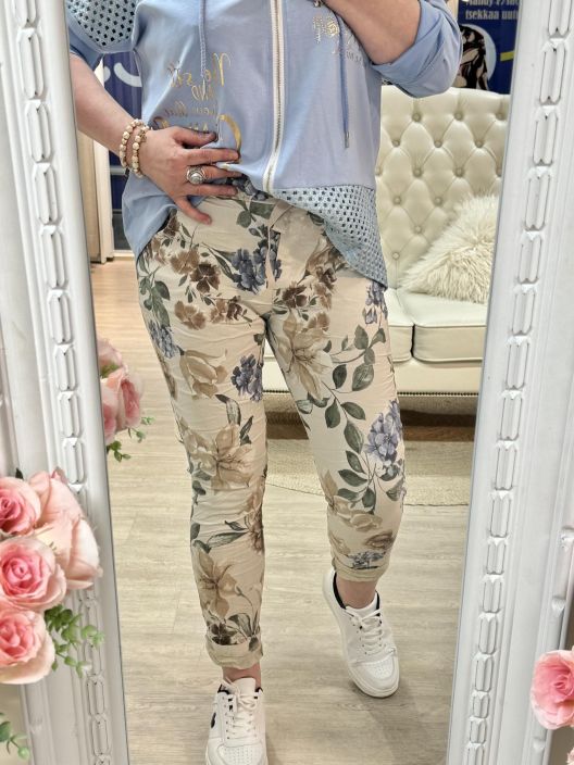 New Collection Joggerit 92007 Kukka tuotekuva 6