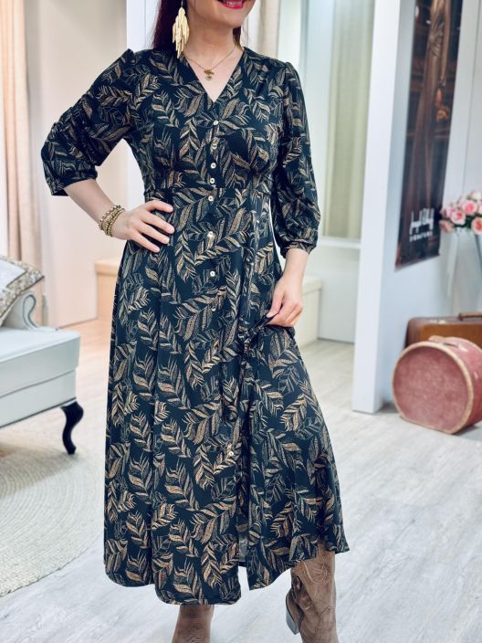 In Front Mekko Cassis 16938 Black In Front mekko kauniilla sulkakuosilla. Malli on kauniisti ylhaalta istuva ja helma In Front Mekko Cassis 16938 Black In Front mekko kauniilla sulkakuosilla. Malli on kauniisti ylhaalta istuva ja helma