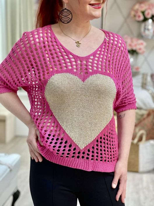 New Collection VerkkoNeule KultaSydan 20086 New Collection neulepusero ohutta ja pehmeaa verkkoneulosta. Puserossa on reilu New Collection VerkkoNeule KultaSydan 20086 New Collection neulepusero ohutta ja pehmeaa verkkoneulosta. Puserossa on reilu