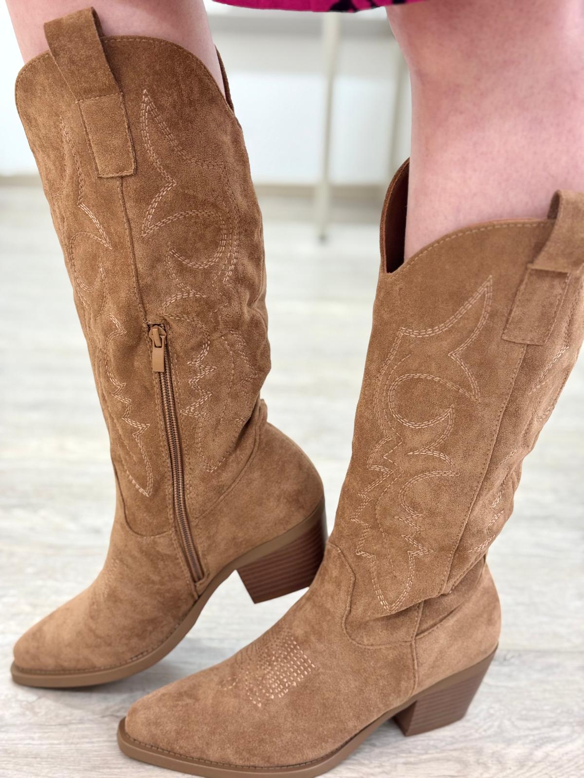 Bootsit vaalea ruskea