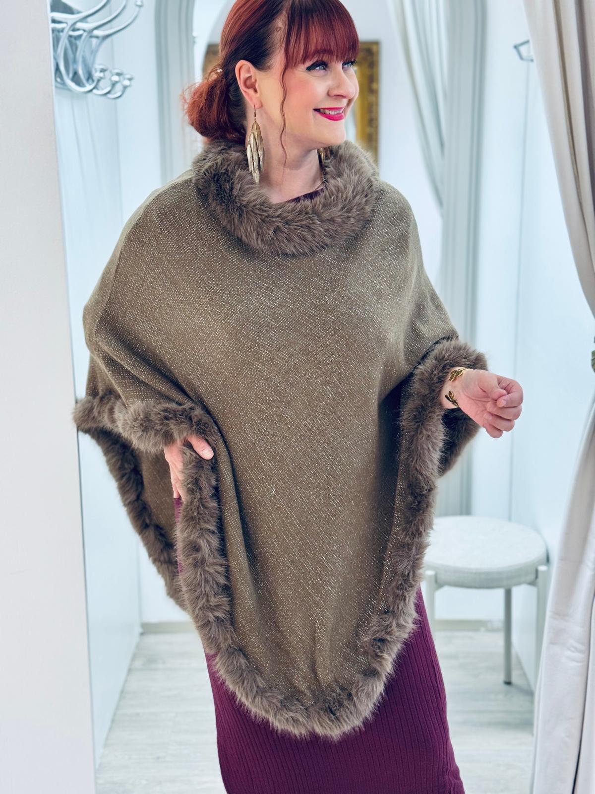 Poncho *tulossa lisää*