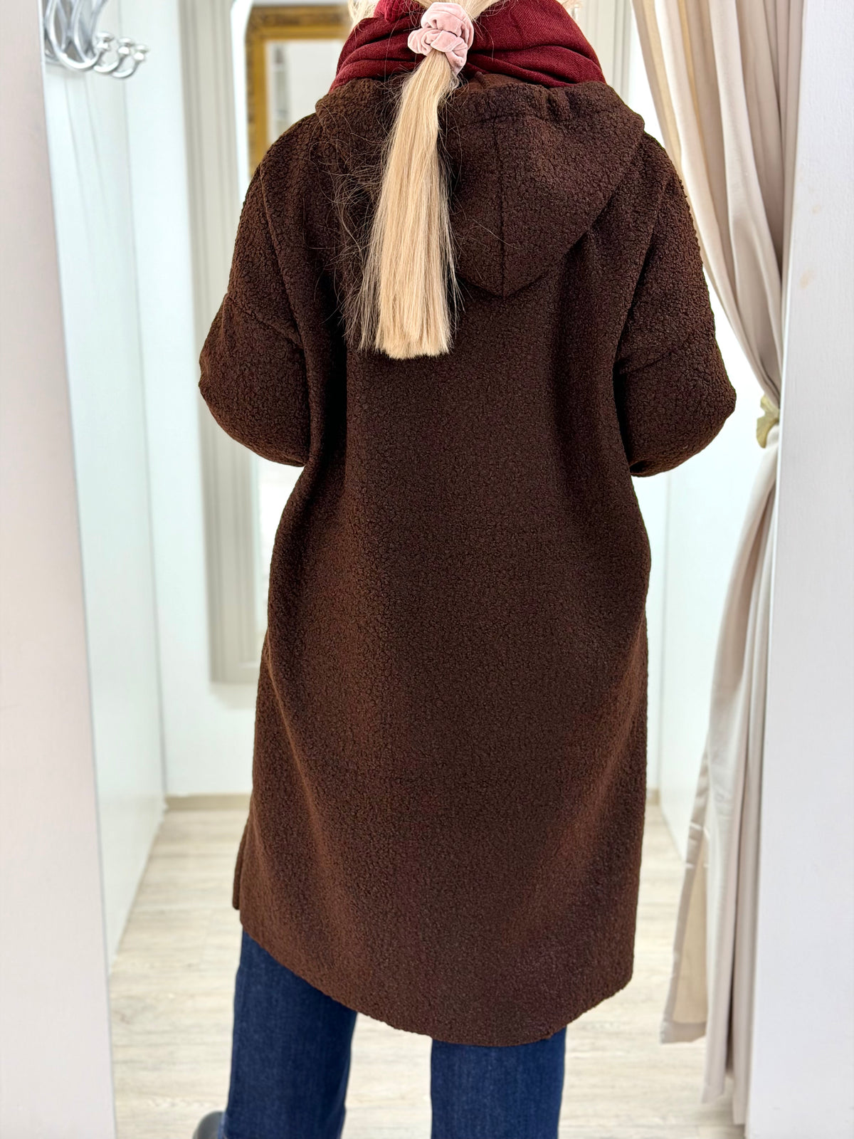 Pitkä teddyhuppari